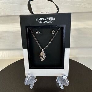 Simply Vera Wang Skull Pendant Necklace and Earring Set – NWT – Gunmetal